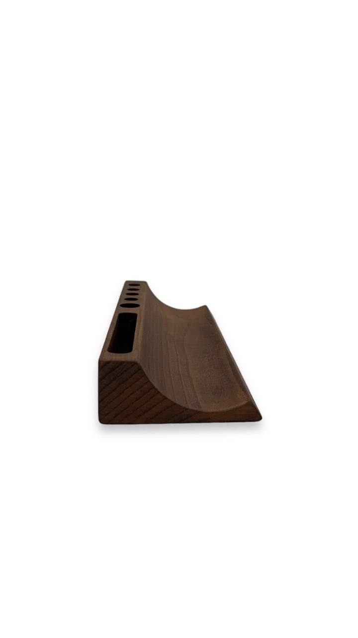 Wooden Pen Holder: Nature Meets Desk Style